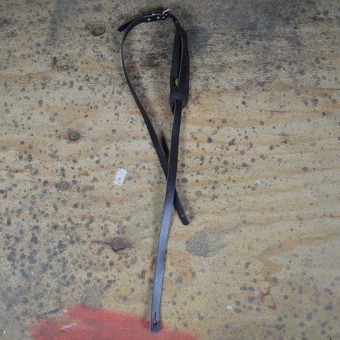 GUITAR STRAP SUEDED