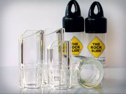 MEDIUM GLASS ROCK SLIDE CLEAR