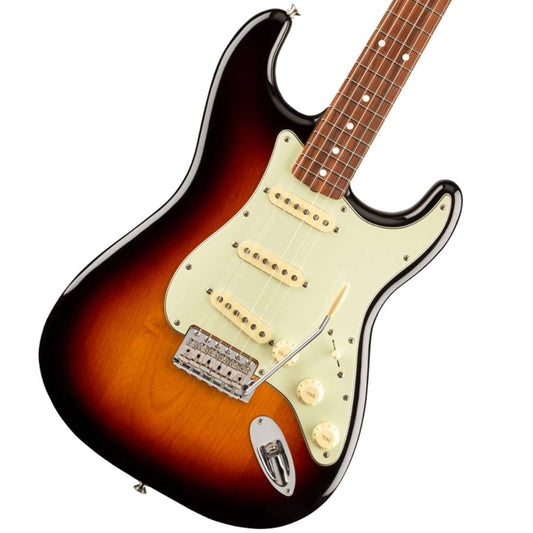 Vintera 60s Stratocaster Pau Ferro Fingerboard 3-Color Sunburst w/ Deluxe Gigbag