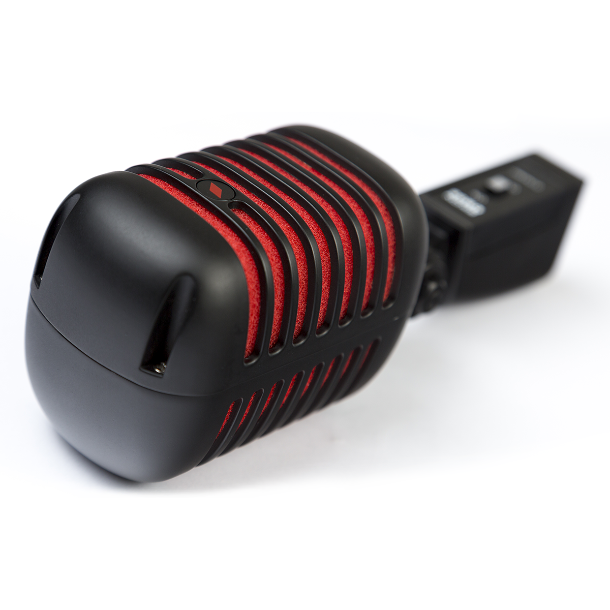 Eikon DM55V2RDBK “Vintage” Professional Vocal Dynamic Microphone Satin Black & Red