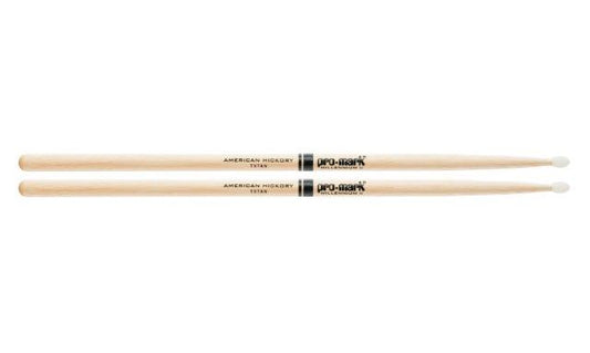 7A NYLON TIP DRUMSTICKS AMERICAN HICKORY